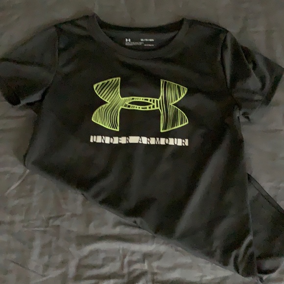 NWOT. UA tee. - Picture 1 of 5